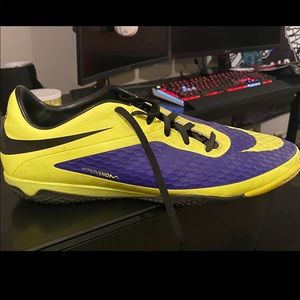 Men’s Indoor soccer shoes